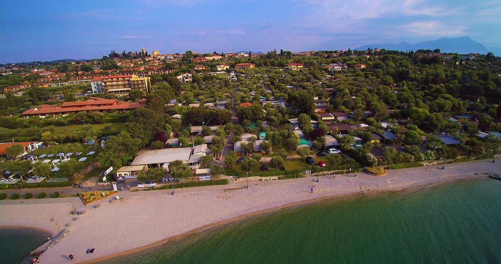 Camping Porto Srl Hotel Moniga del Garda ภายนอก รูปภาพ