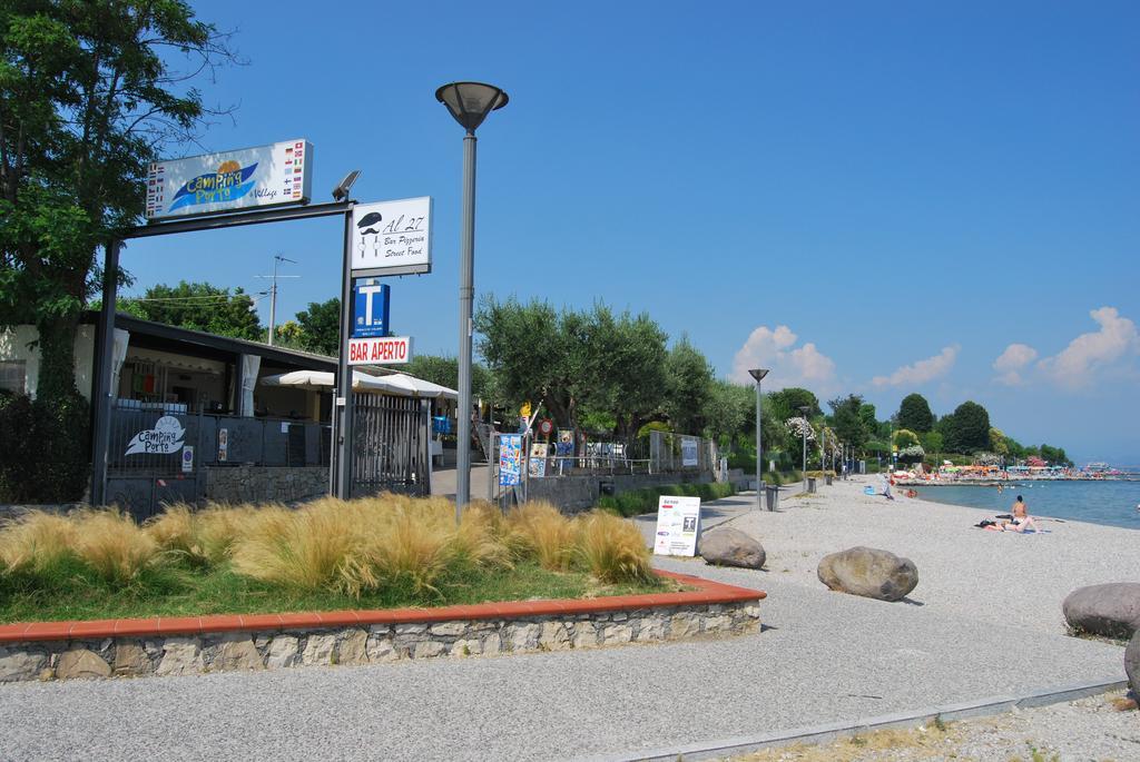 Camping Porto Srl Hotel Moniga del Garda ภายนอก รูปภาพ